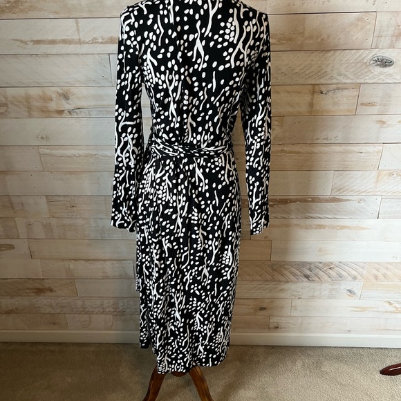 NWOT Diane Von Fürstenberg Sea Spot midi wrap dress size M ( Target) - Picture 10 of 10